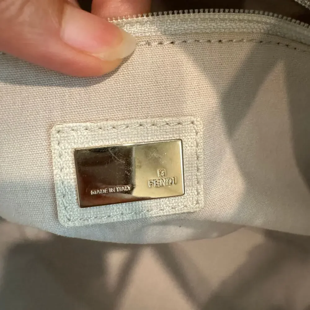 Fendi Spalmati FF Emboroidered Floral Medium Bag White - Picture 10 of 13